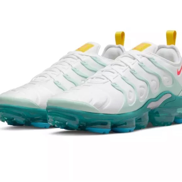 Nike Air VaporMax Plus Running Shoes - White/mint foam/washed teal/siren red - Picture 8 of 16